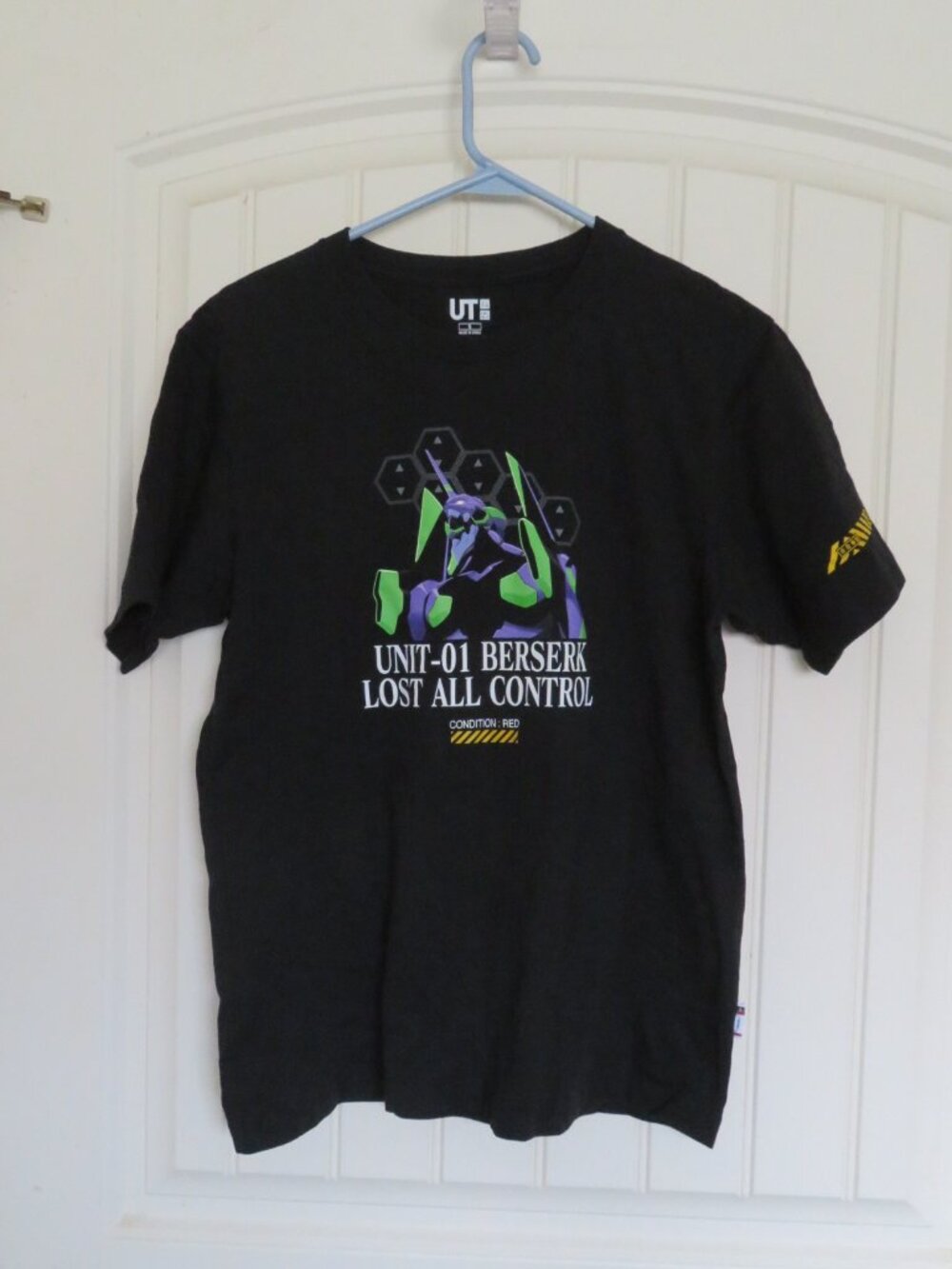 Uniqlo UT+Eva Anime Black Tee 100% Cotton Unisex (K804)